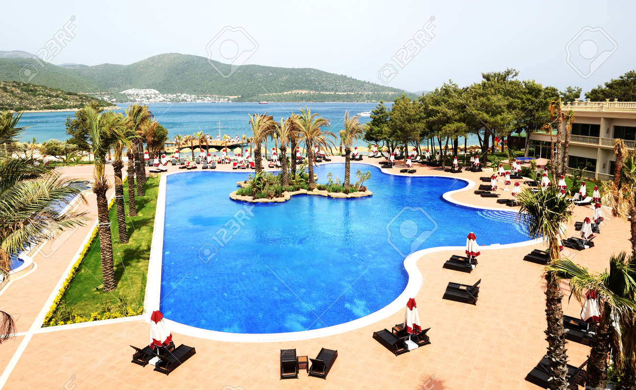 Piscines Et Plage à Lhôtel De Luxe Bodrum Turquie