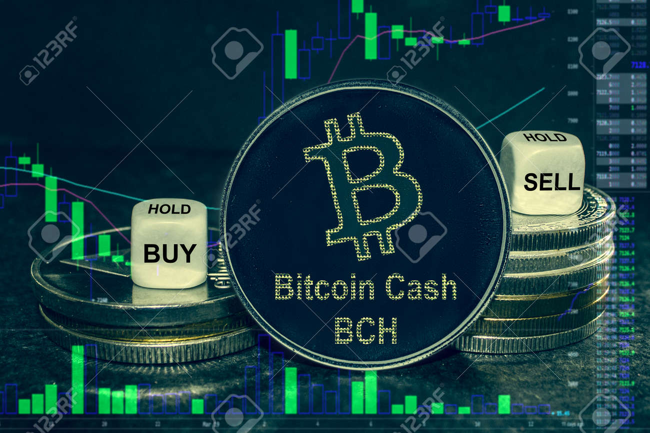 코인 암호화폐 비트코인 캐시 BCH 코인과 주사위 스택. 차트를 교환하여 매수, 매도, 보유합니다. 로열티 무료 사진, 그림, 이미지  그리고 스톡포토그래피. Image 130596205