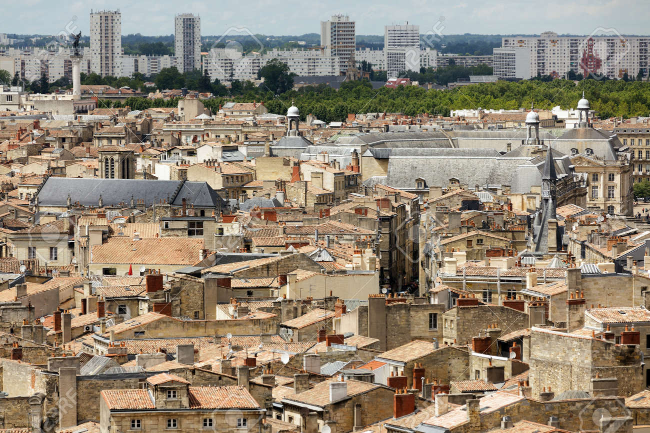 Modern Architecture France view on bordeaux ancient and modern architecture, france stock Modern Architecture France view on bordeaux ancient and modern architecture, france stock