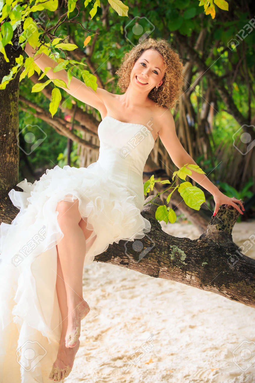 ドレス 座る ドレス パニエ 座る