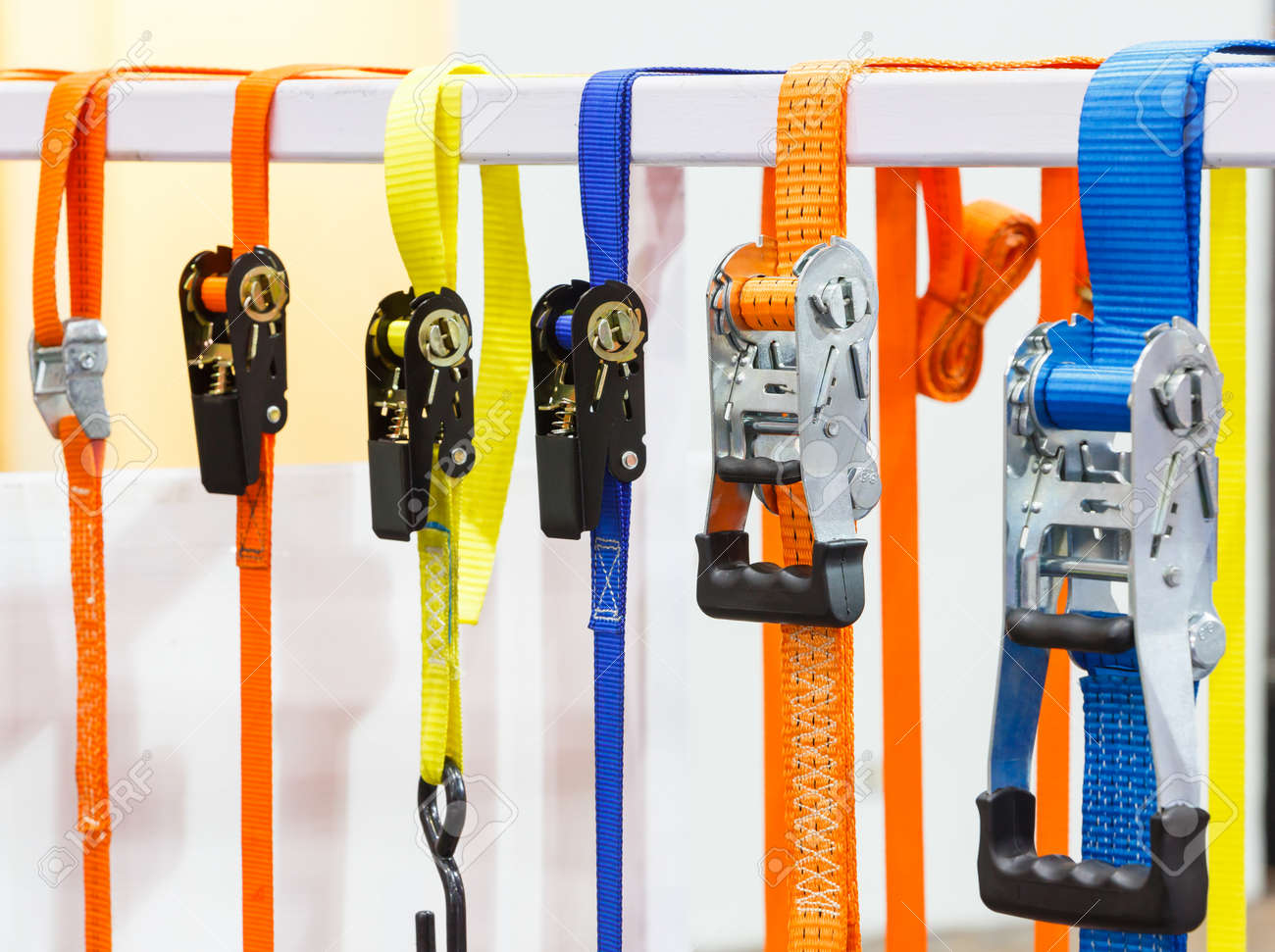 types of ratchet straps