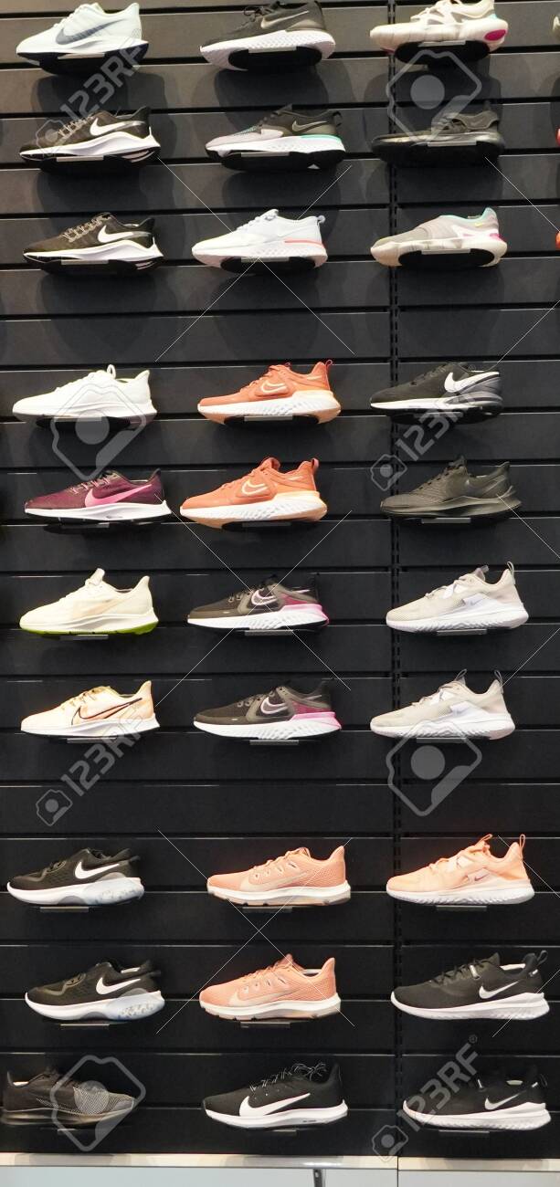 stylish sports shoes