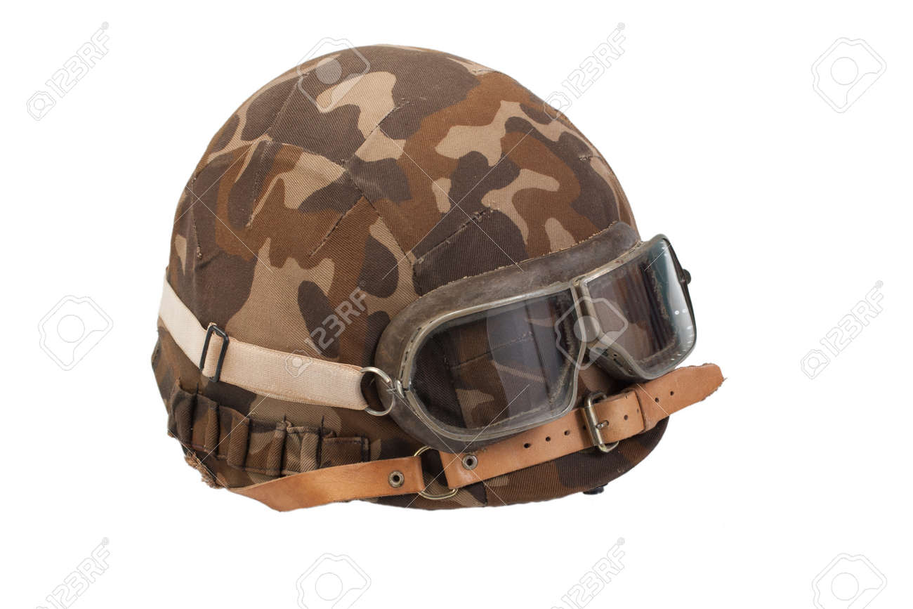 ソ連軍は 白で隔離ゴーグル ヘルメットを偽装 の写真素材 画像素材 Image ソ連軍は 白で隔離ゴーグル ヘルメットを偽装 の写真素材 画像素材 Image