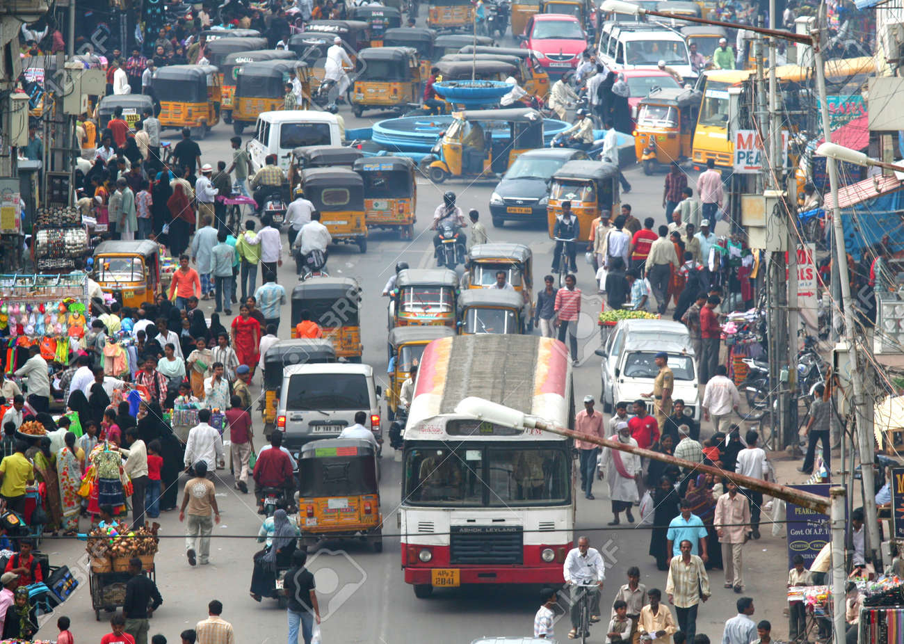 Hyderabad Traffic - 22130933 Hyderabad Traffic - 22130933