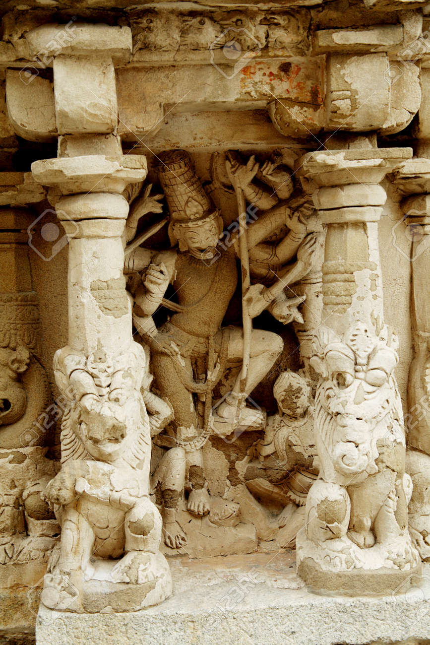 カーンチ プラム インドの Kailasanathar 寺で複雑な彫刻 の写真素材 画像素材 Image カーンチ プラム インドの Kailasanathar 寺で複雑な彫刻 の写真素材 画像素材 Image
