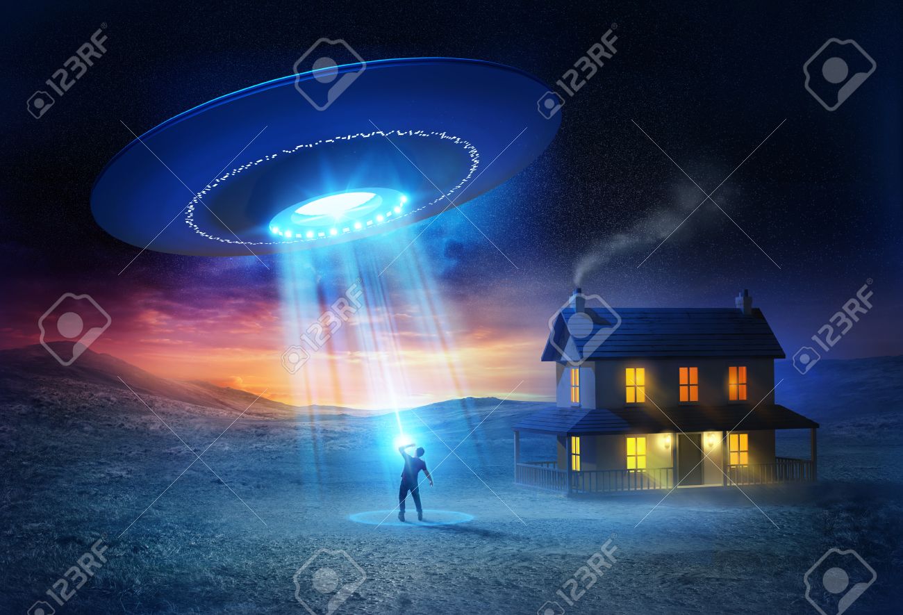 Ufo Entfuhrung Wobei Eine Person Vor Seinem Haus Einen