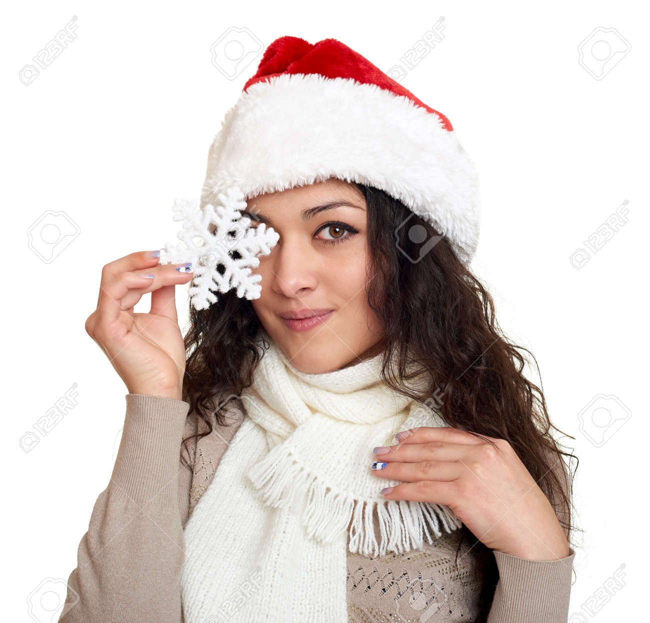Het Mooie Meisjesportret Gekleed In Santahoed Toont Groot Mooi Jong Meisje In Santahoed Met Groot Sneeuwvlokstuk