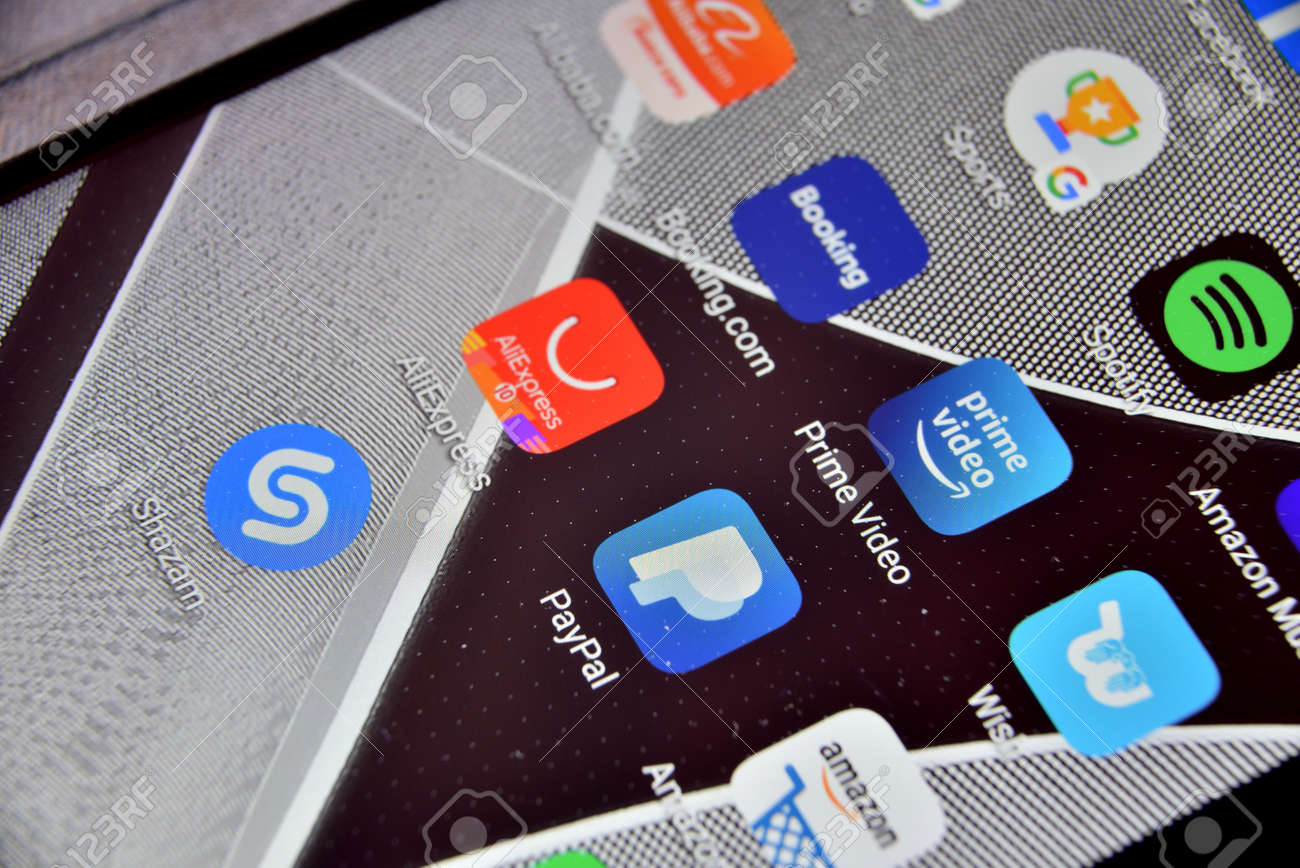 Valverde (CT), Italy - April 12, 2020: Close-up view of Prime Video icon app on an Android smartphone, including other icons. - 144637988 Valverde (CT), Italy - April 12, 2020: Close-up view of Prime Video icon app on an Android smartphone, including other icons. - 144637988