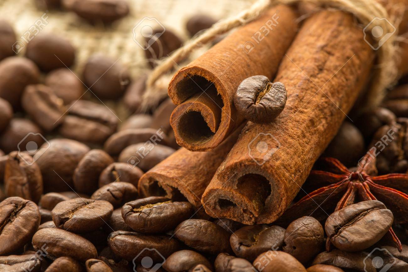 coffee beans cinnamon sticks