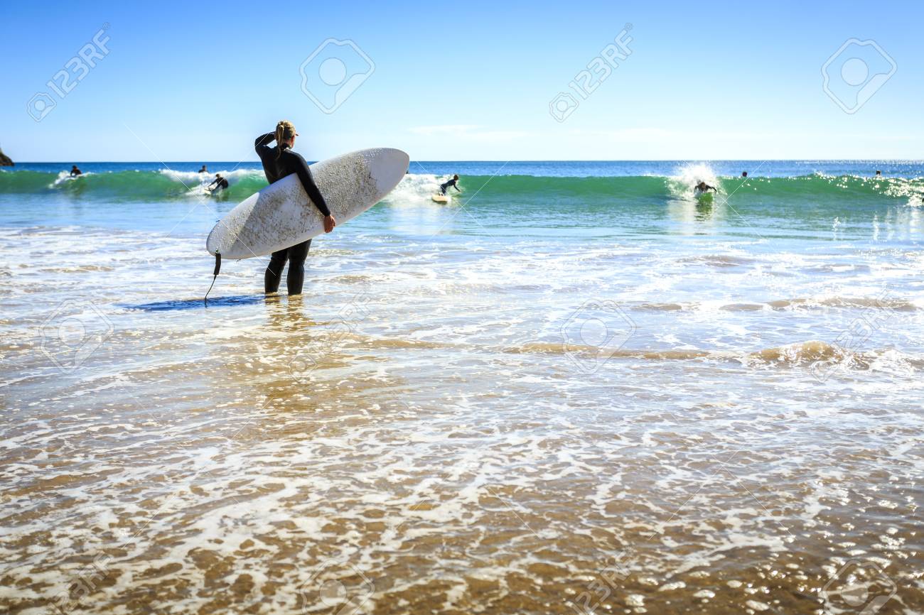 Surfers Sur Beliche Plage Mer Méditerranée Portugal