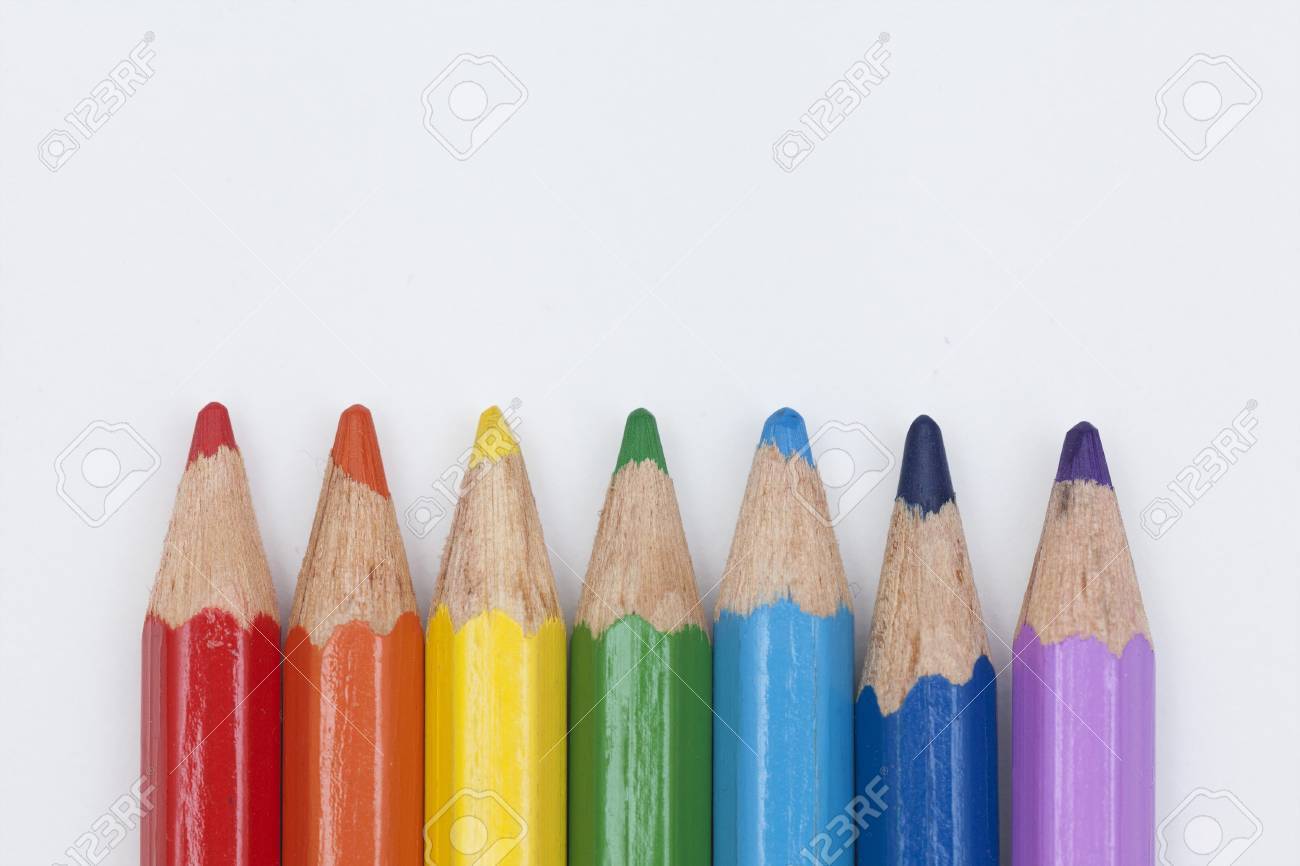 Foto Macro De Lapices De Colores Dispuestos En El Orden De Los Colores Del Arco Iris Fotos Retratos Imagenes Y Fotografia De Archivo Libres De Derecho Image