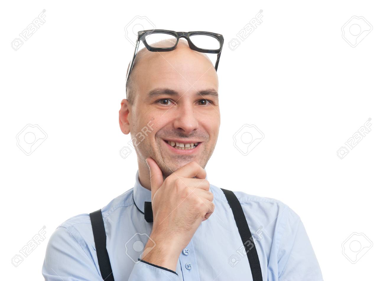 Gut Aussehend Glatze Mann Mit Fliege Und Hosentrager Lizenzfreie Fotos Bilder Und Stock Fotografie Image 48212859