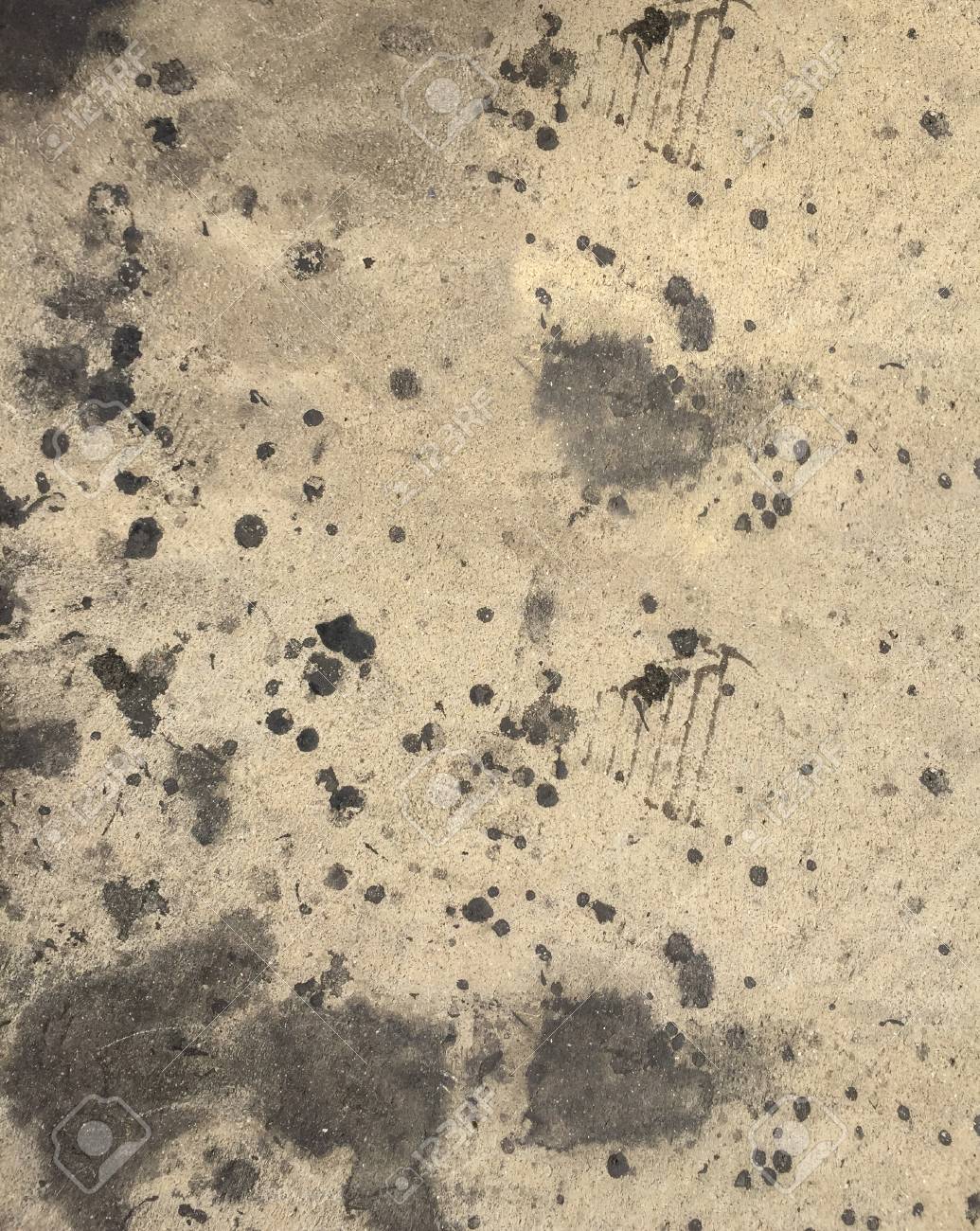 schmutzige betonbodenbeschaffenheit geknackt betonboden spritzen schmutziges Öl fleck auf betonboden standardbild 62530086 schmutziges auf lizenzfreie fotos schmutzige betonbodenbeschaffenheit geknackt betonboden spritzen schmutziges Öl fleck auf betonboden standardbild 62530086 schmutziges auf lizenzfreie fotos