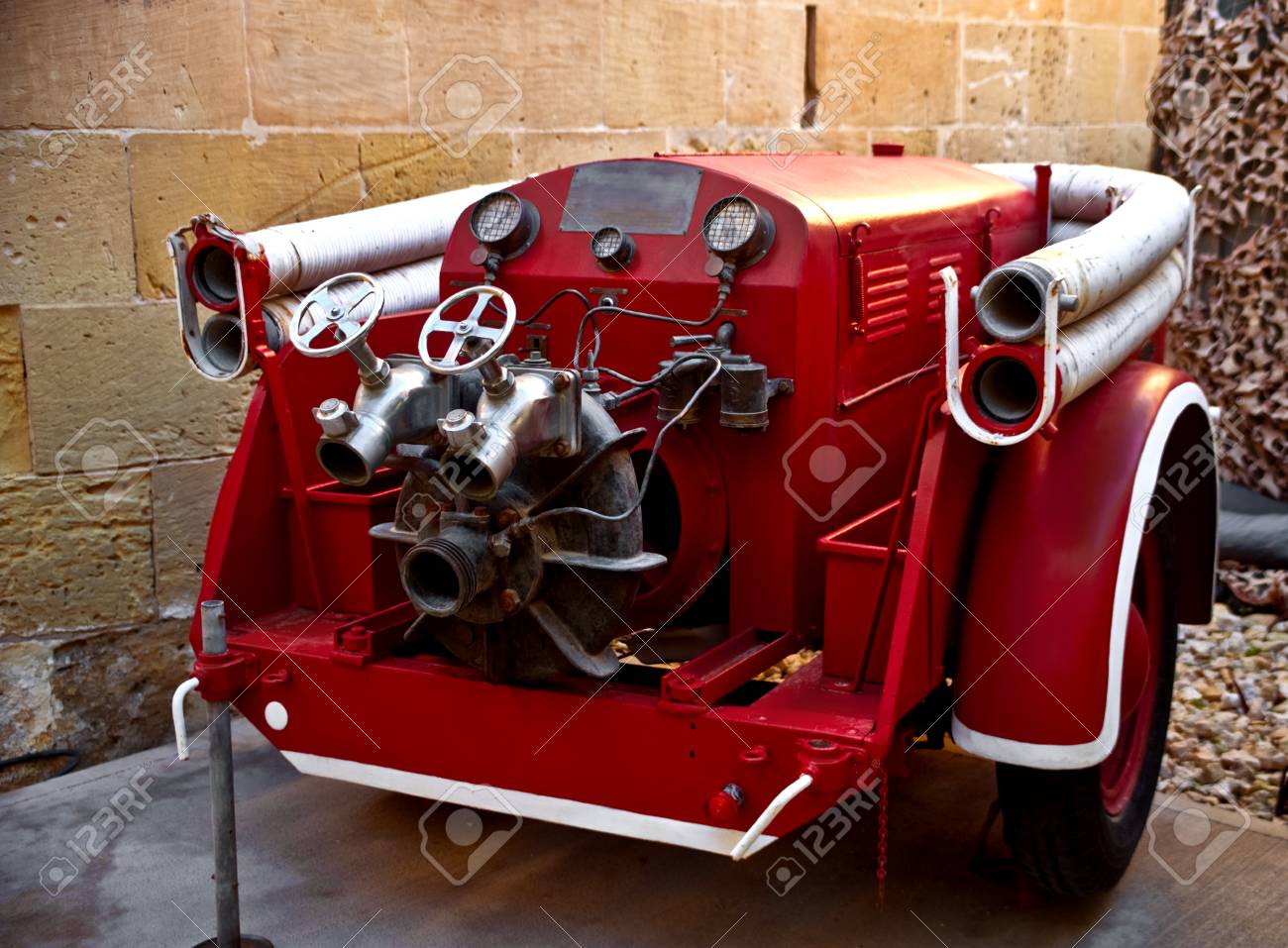 etiam-dictum-ipsum-a-felis