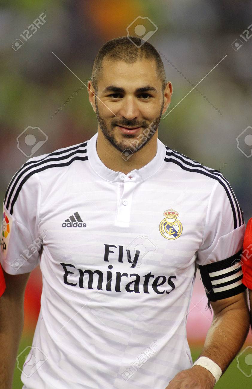 Karim Benzema Of Real Madrid Before The Spanish Kings Cup Match Against UE  Cornella At The Estadi Cornella On October 29, 2014 In Barcelona, Spain  Stock Photo, Picture and Royalty Free Image. Image 35831774., image size:842x1300