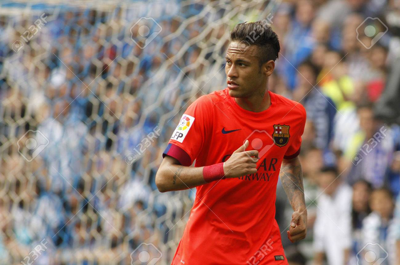 スペイン リーグの時に fc バルセロナの neymar da silva が戦 power 8