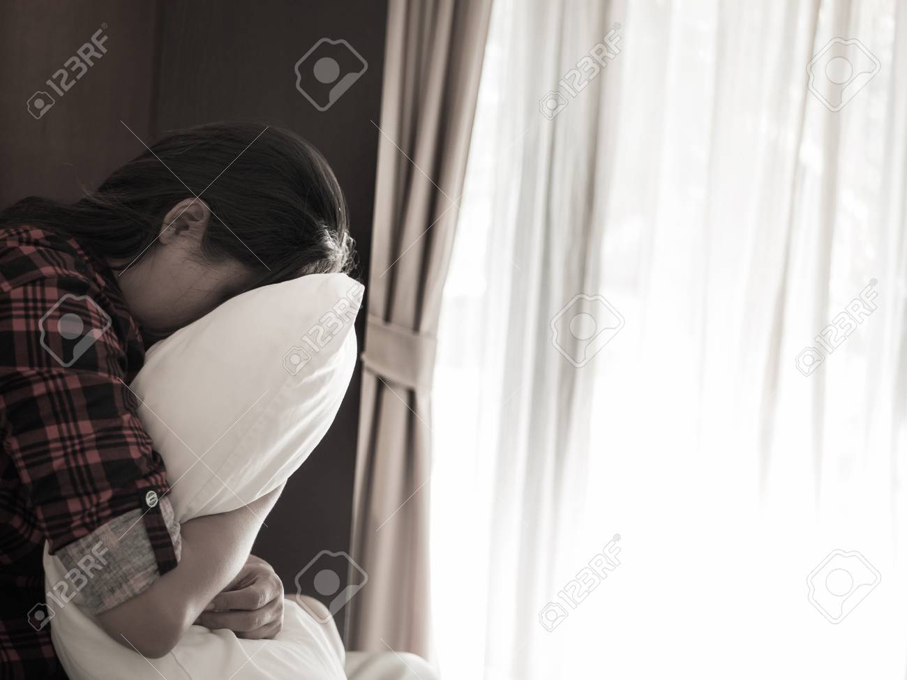 Sad Young Asian Girl Sitting On Stock Photo 1422336113 | Shutterstock, image size:1300x975