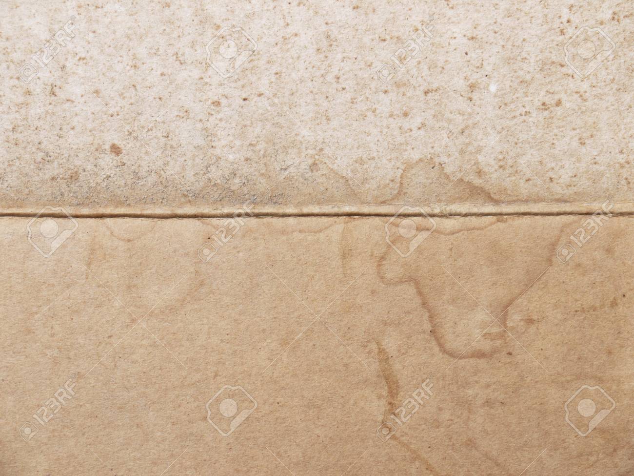 Old shabby paper box. 【公式通販】