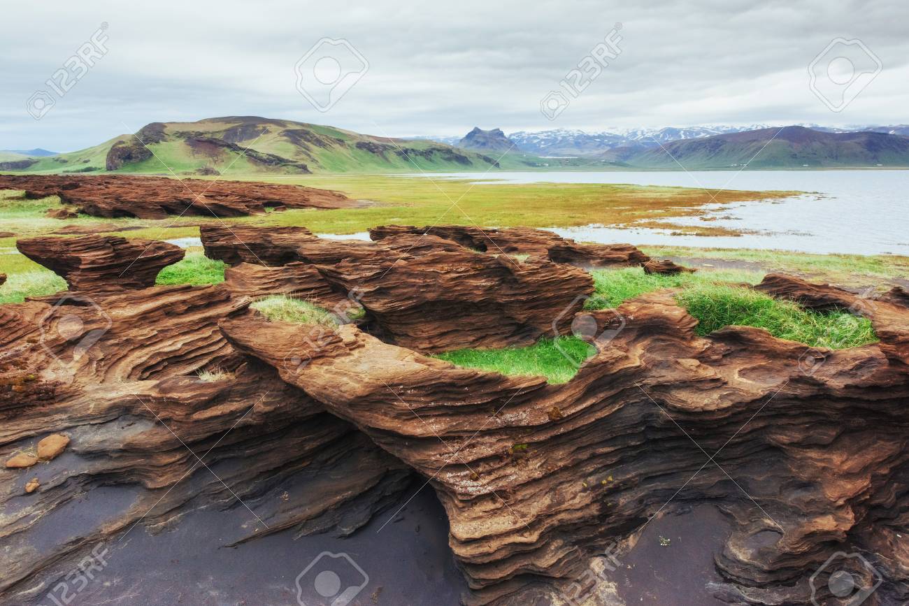 アイスランドの火山岩の絶景 の写真素材 画像素材 Image 8517 アイスランドの火山岩の絶景 の写真素材 画像素材 Image 8517