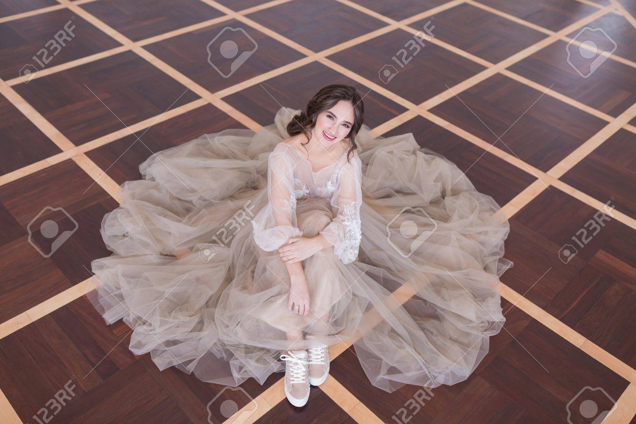Portrait Top Wedding Dresses