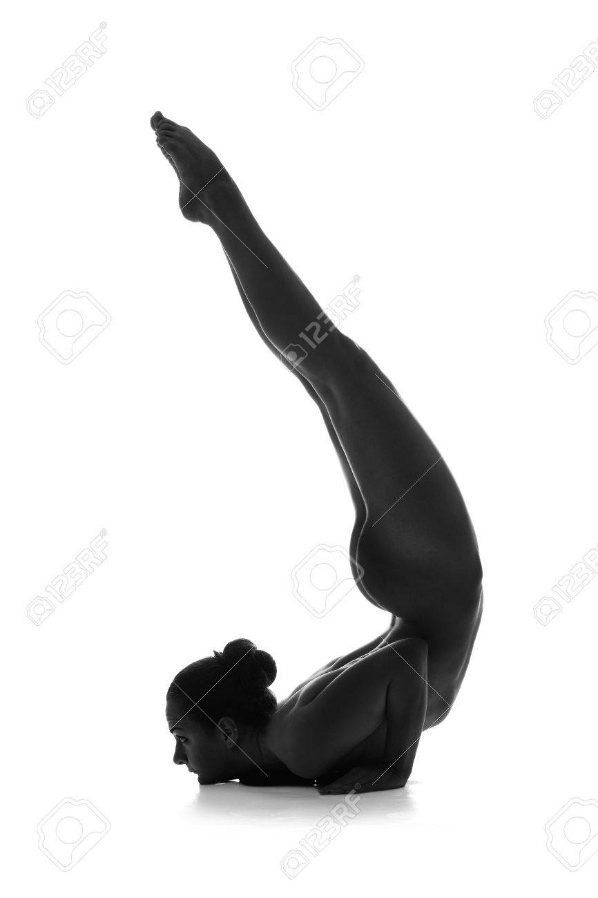 Naakt yoga model