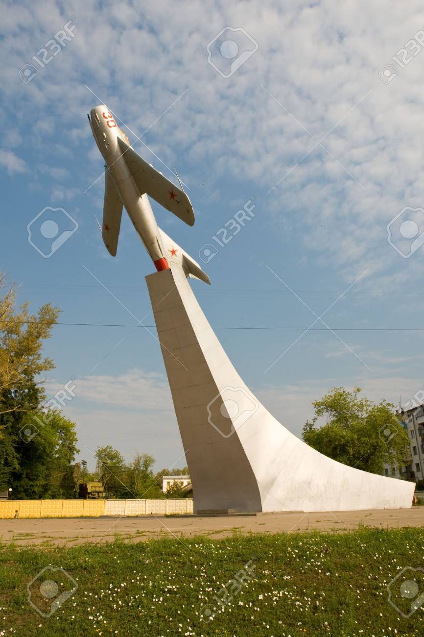 fighter planes world war 2 on The Plane Of Times Of World War Ii A Real Fighter Now A Memorial Stock Photo Picture And Royalty Free Image Image 1304326