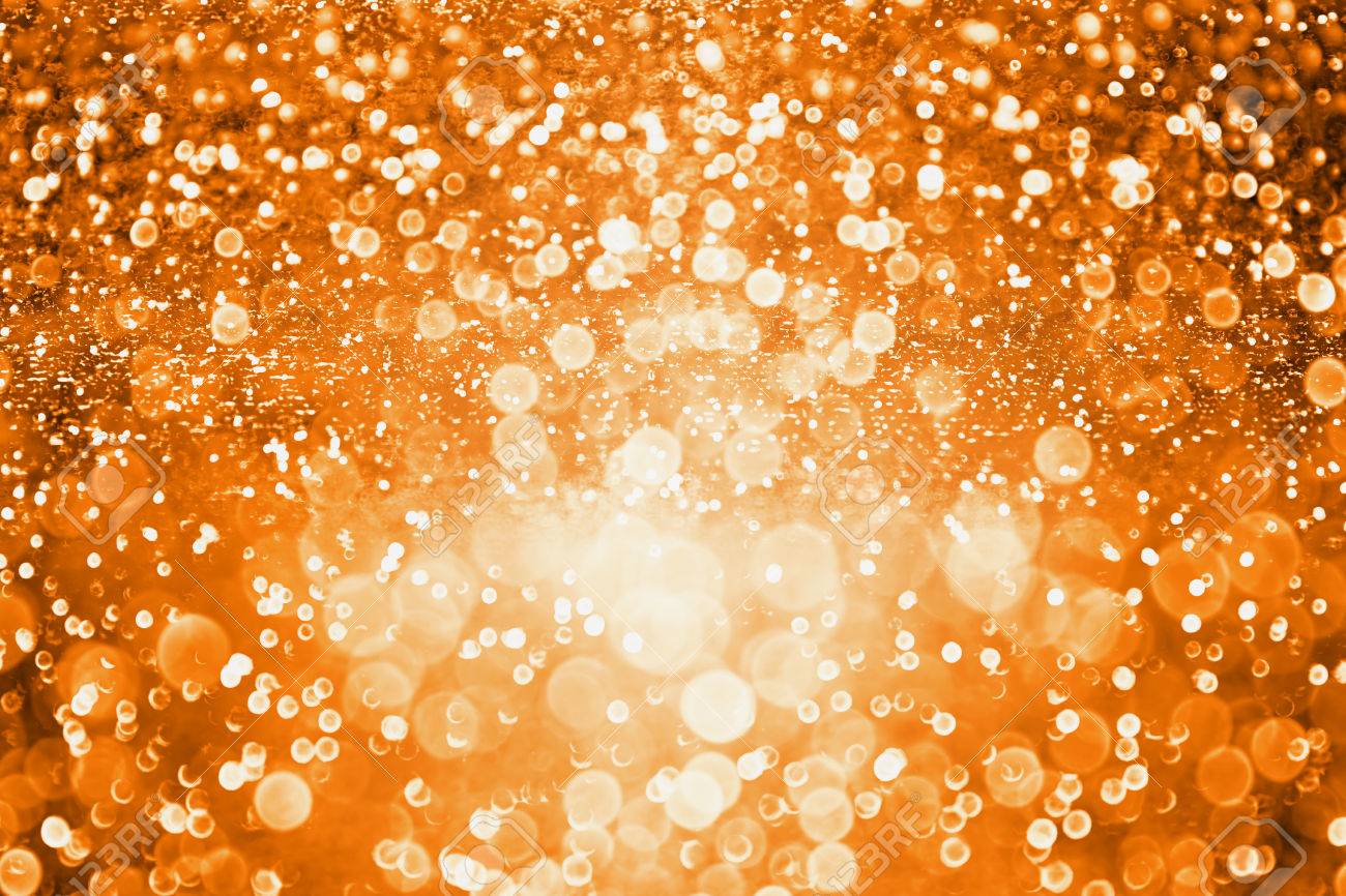 抽象的な暗いオレンジ色キラキラ輝き背景やハロウィーンのトリックまたは御馳走の招待パーティ 11 月感謝祭やお誕生日おめでとうテクスチャ の写真素材 画像素材 Image