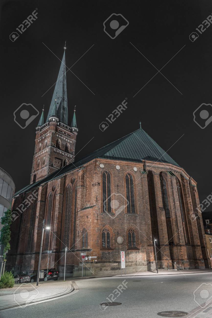 etiam-dictum-ipsum-a-felis