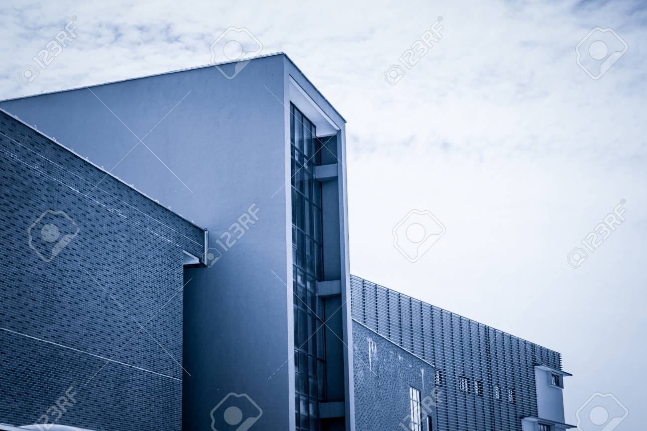 低層ビル の写真素材 画像素材 Image