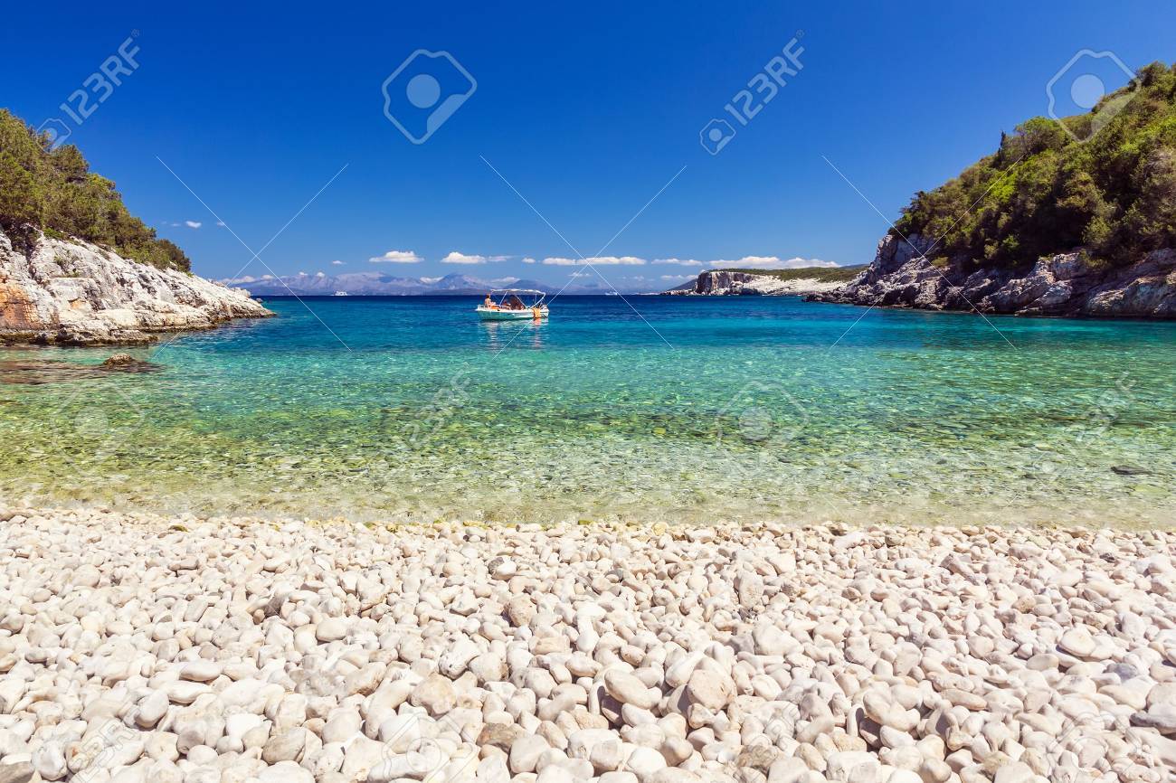Dafnoudi Beach In Kefalonia Greece