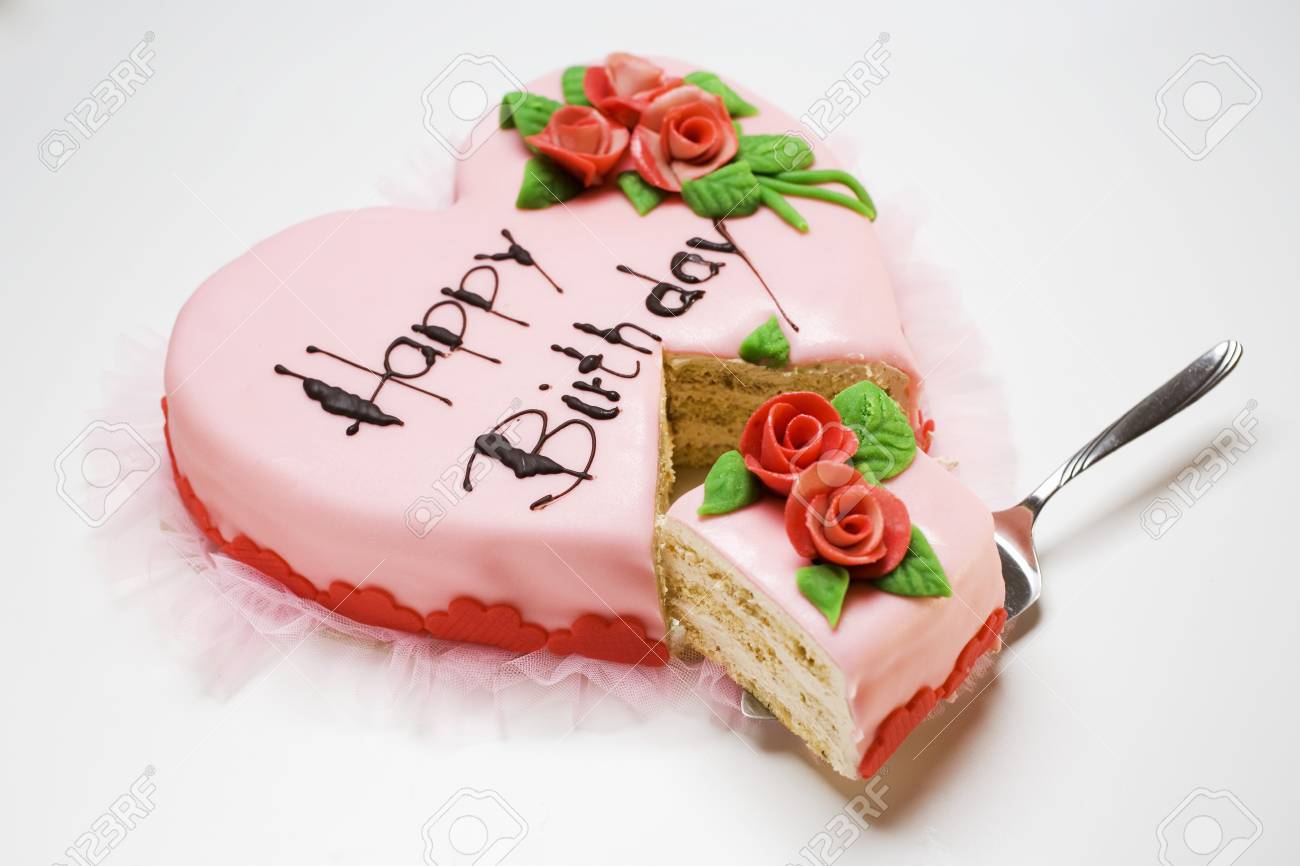 joyeux anniversaire gateau coeur Gateau D Anniversaire En Forme De Coeur Rose Avec Une Piece Sur Le joyeux anniversaire gateau coeur joyeux anniversaire gateau coeur Gateau D Anniversaire En Forme De Coeur Rose Avec Une Piece Sur Le joyeux anniversaire gateau coeur