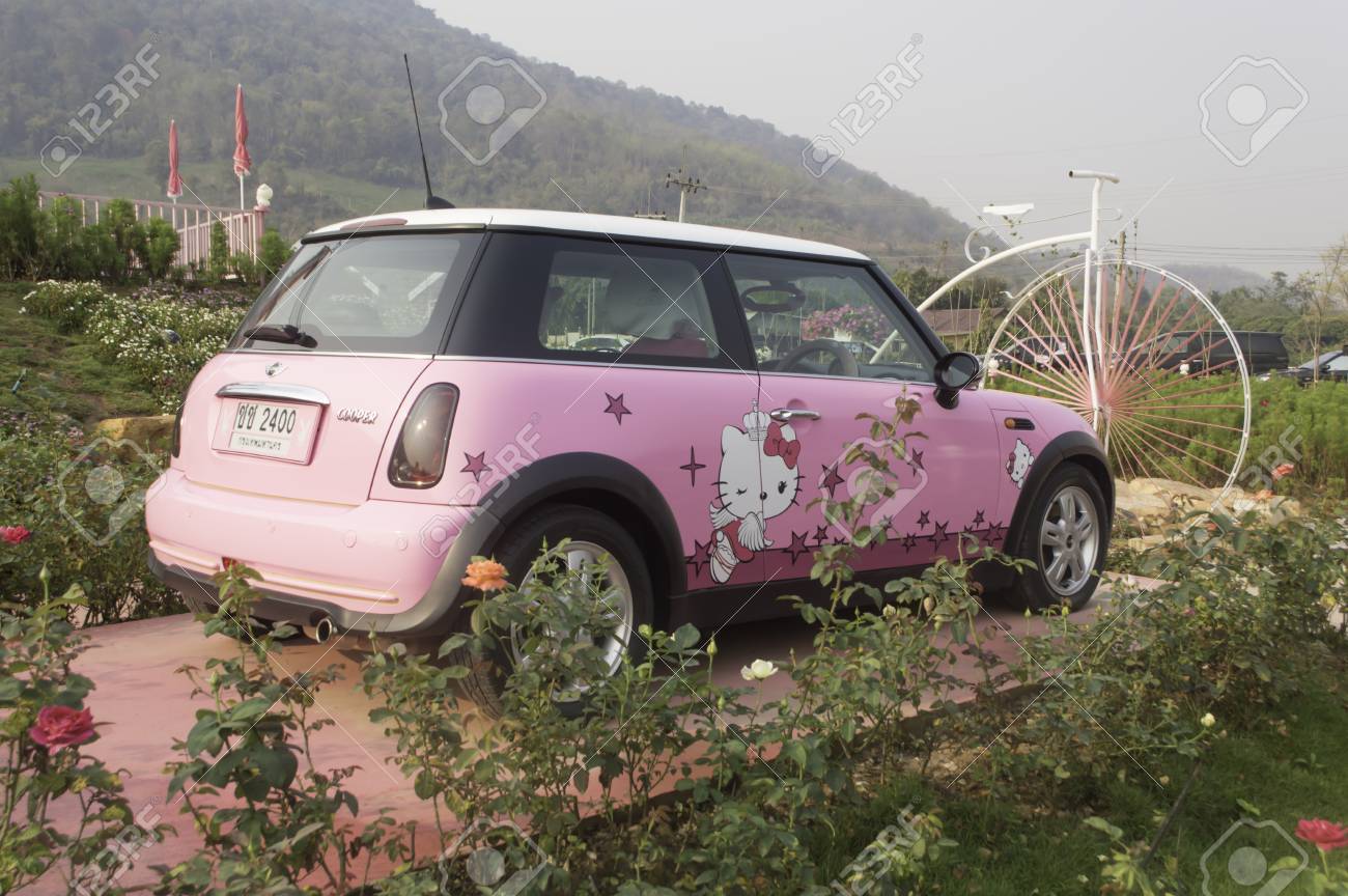 hello kitty coupe car