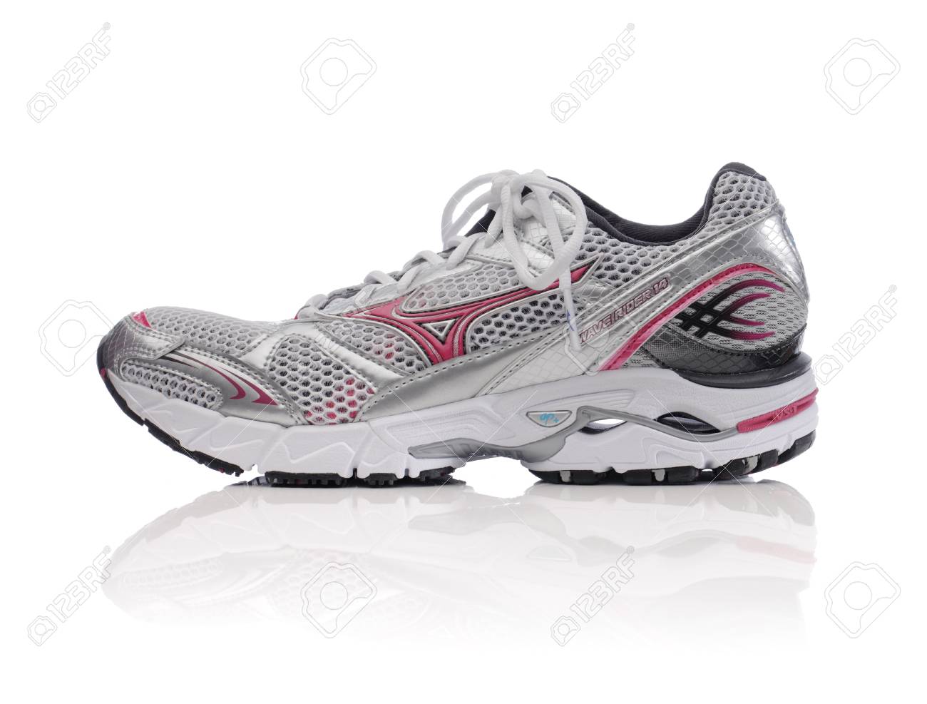 marca deportiva mizuno