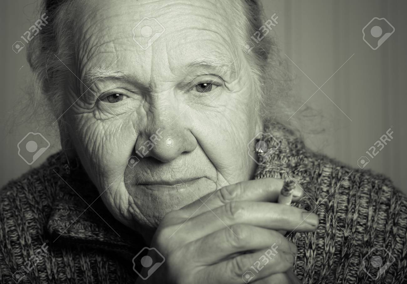 Portrait of an elderly woman. Toned. - 60341869 Portrait of an elderly woman. Toned. - 60341869