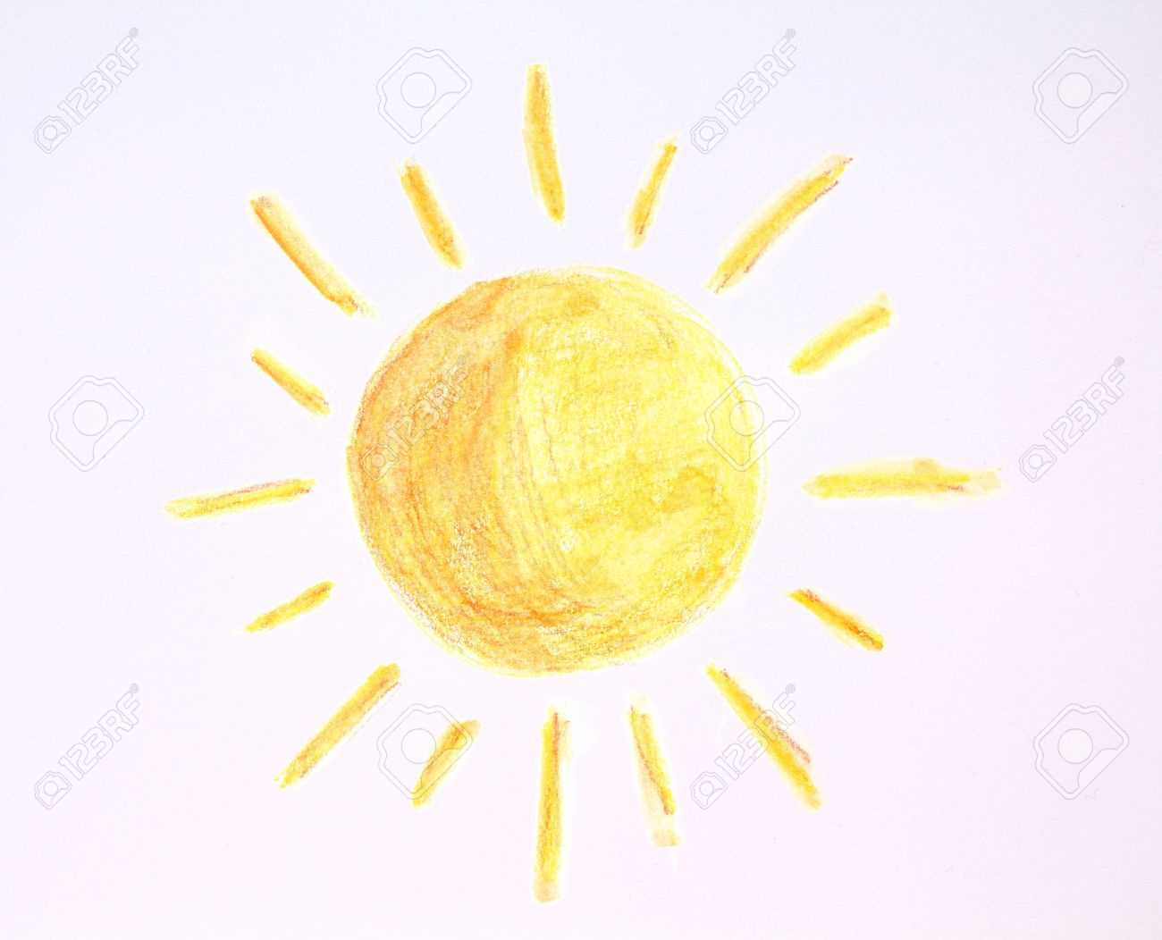 dibujo de sol hecho por los creyones estilo de ilustración infantil