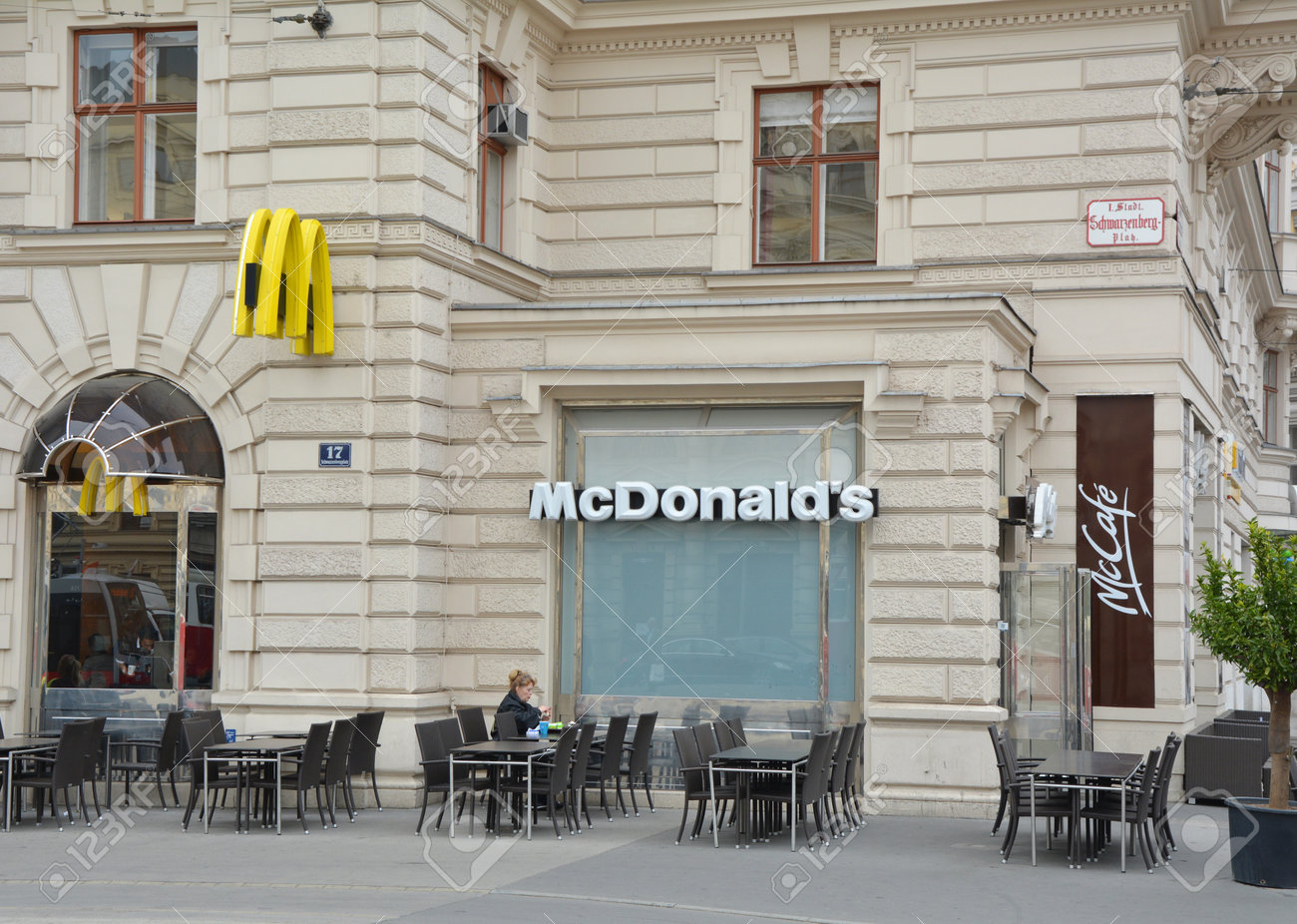 56760880-vienna-austria-2-maggio-2016-ri