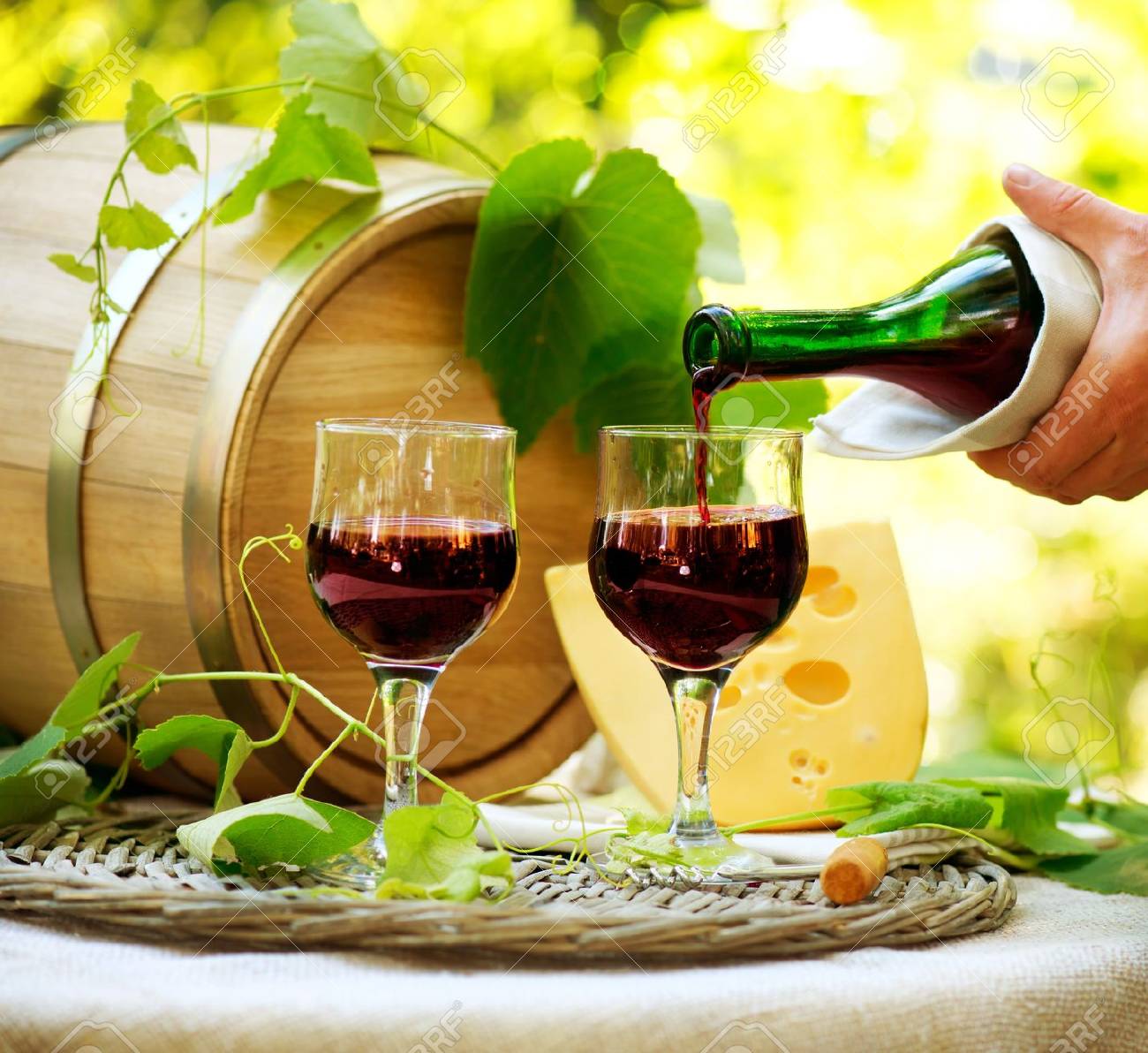 Red Wine and Cheese Romantic Lunch Outdoor - 17508988 Red Wine and Cheese Romantic Lunch Outdoor - 17508988