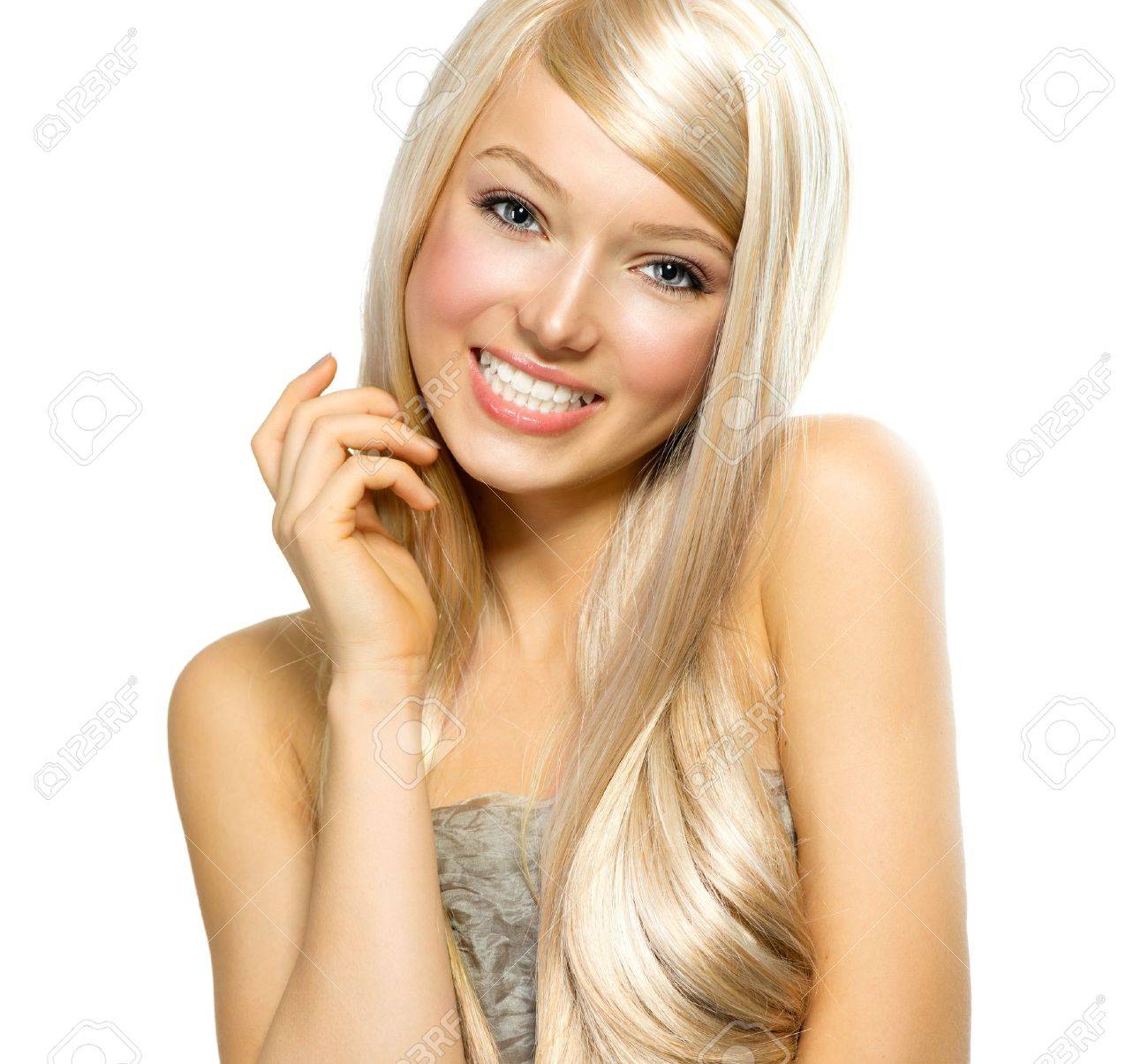 Blonde Schönheit Ivanka Ist Ein Schulmädchen. Blonde Schönheit Ivanka Ist Ein Schulmädchen.