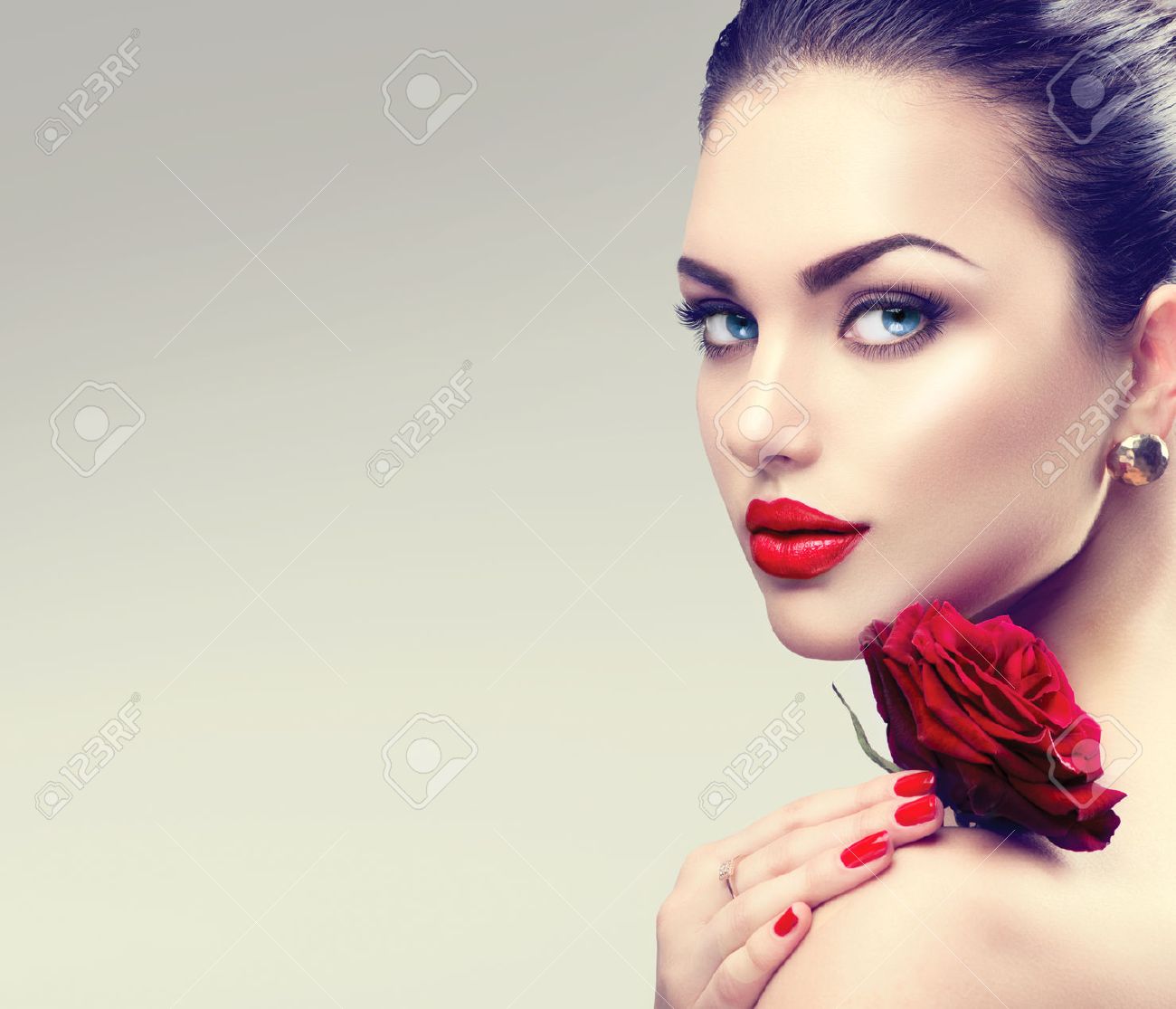 Beauty fashion model woman face. Portrait with red rose flower - 51892338 Beauty fashion model woman face. Portrait with red rose flower - 51892338
