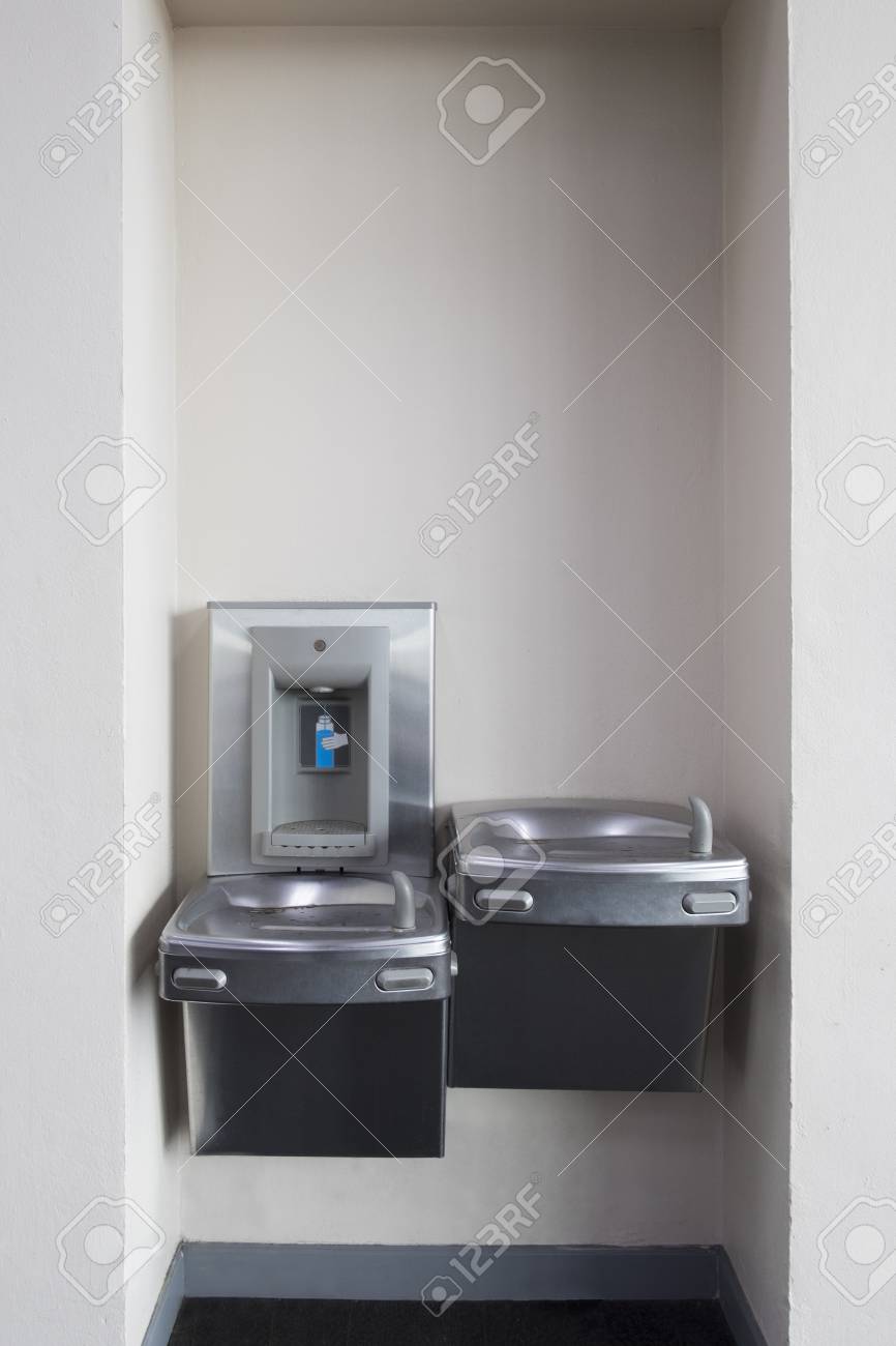 drinking water dispenser