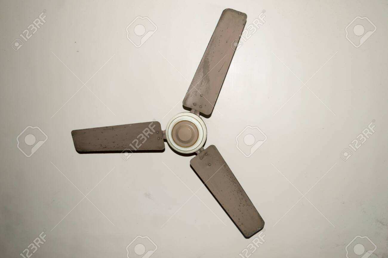 Antique And Old Electronic Metal Ceiling Fan With Three Blades
