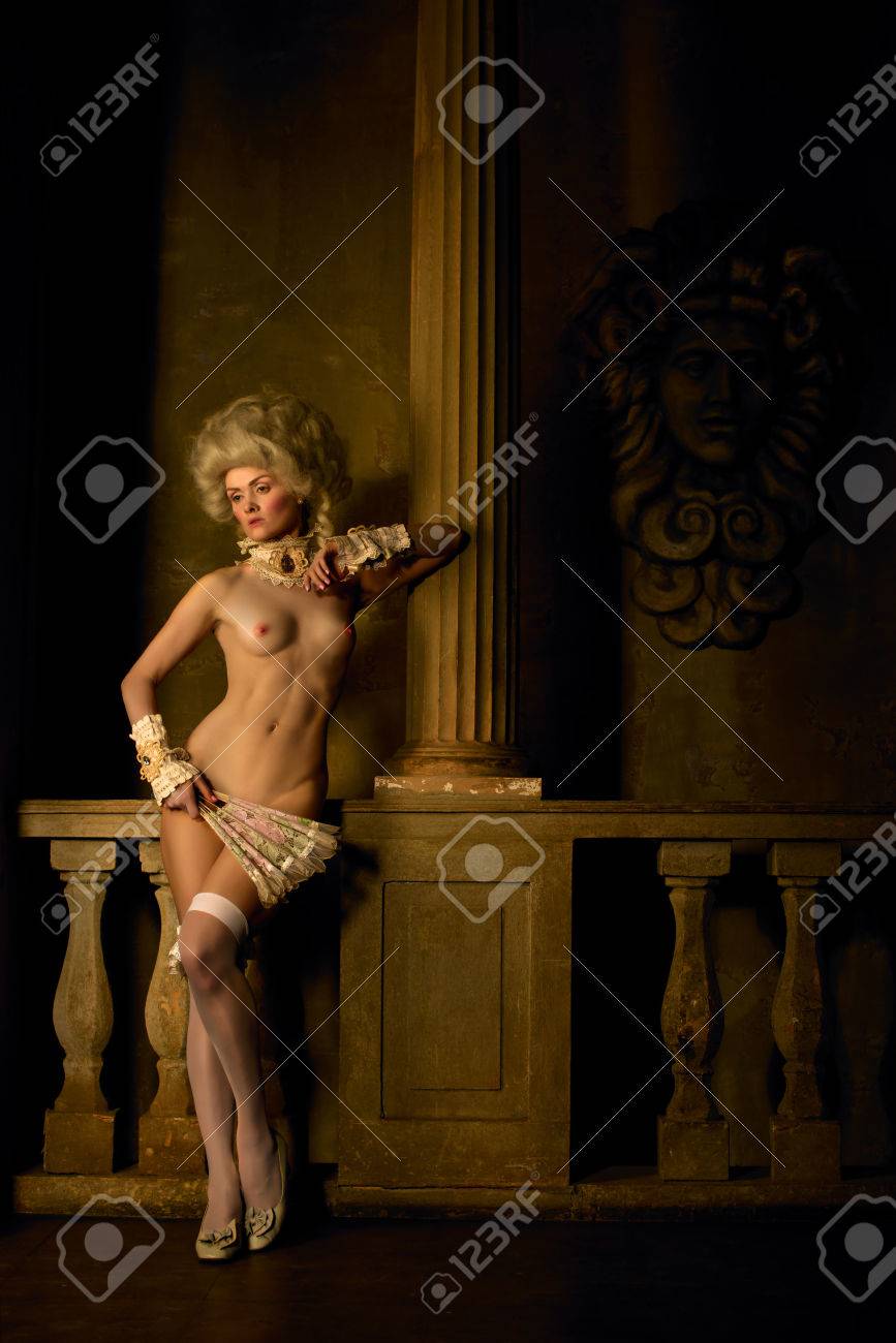 Lez foot tgp Women sshowing out their vagina widely open naked
