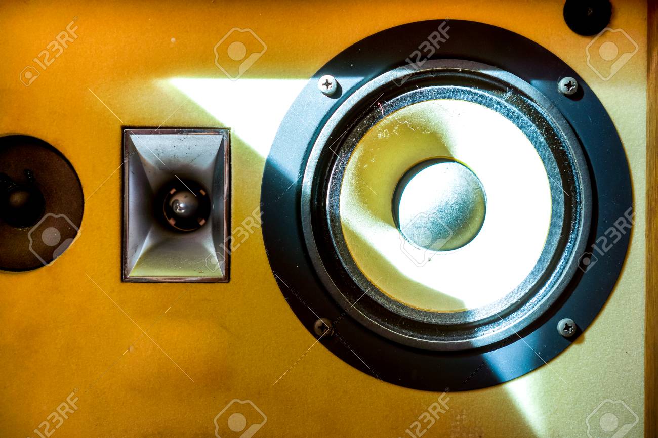 big circle speaker