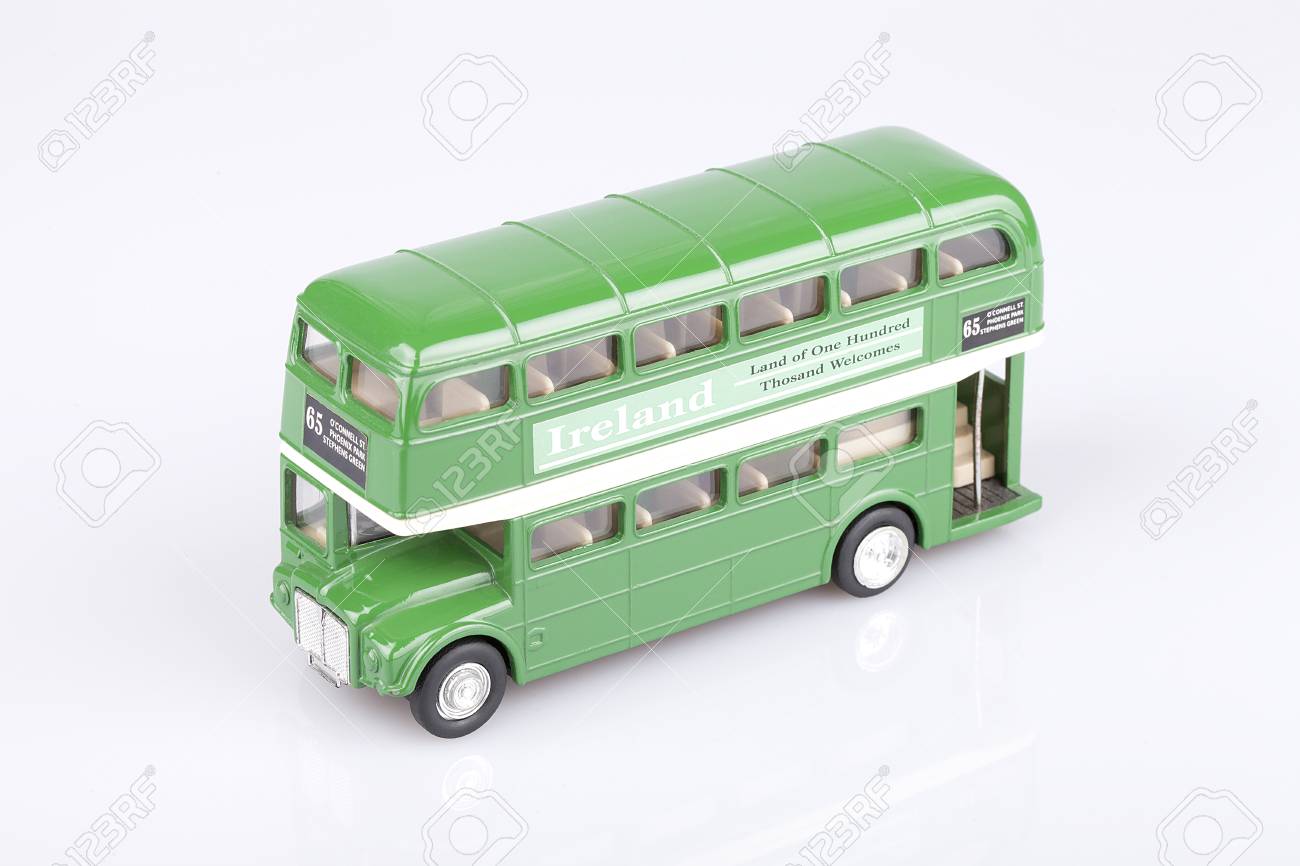 green bus toy