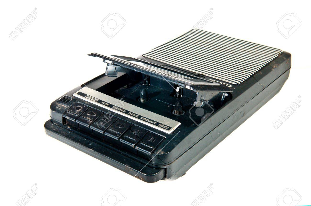 古いカセット テープ プレーヤーと白い背景の上のレコーダー の写真素材 画像素材 Image