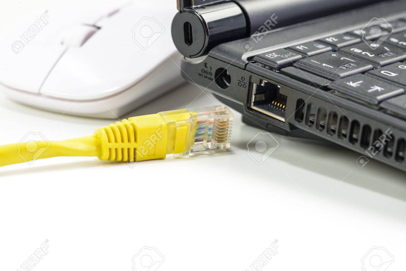 Labe rumenilo Stratford na Avonu Old Yellow Lan Wires And Ethernet Port Of Notebook Computer Stock Photo, Picture And Royalty Free Image. Image 43910343. Labe rumenilo Stratford na Avonu Old Yellow Lan Wires And Ethernet Port Of Notebook Computer Stock Photo, Picture And Royalty Free Image. Image 43910343.