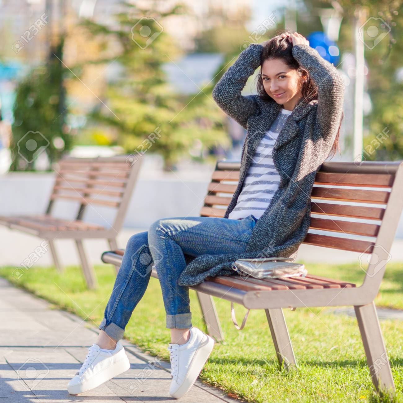 jeans stylish shoes