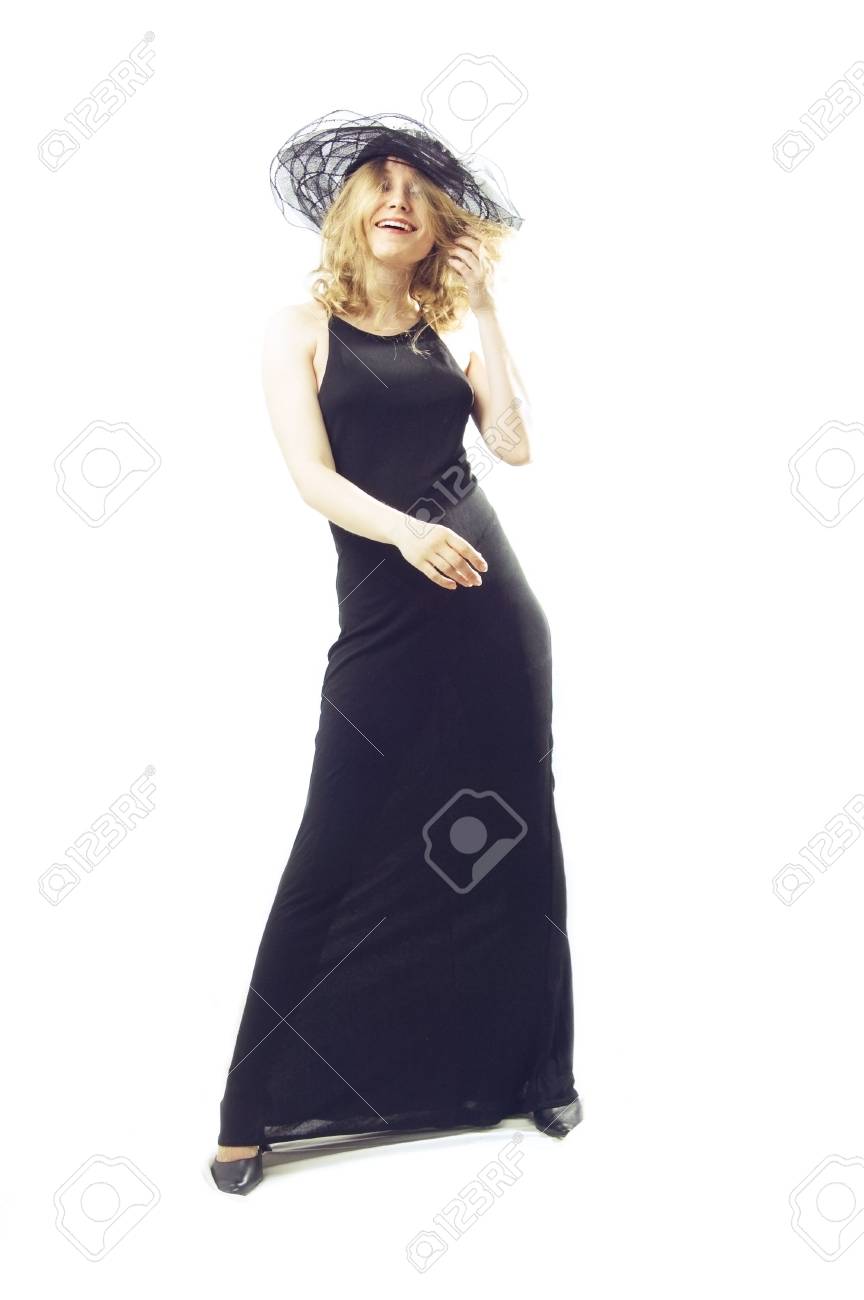 Prezzo del 50% offrire sconti scarpe temperamento Immagini Stock - Retrò Ragazza In Abito Da Sera E Un Cappello Su ... Prezzo del 50% offrire sconti scarpe temperamento Immagini Stock - Retrò Ragazza In Abito Da Sera E Un Cappello Su ...