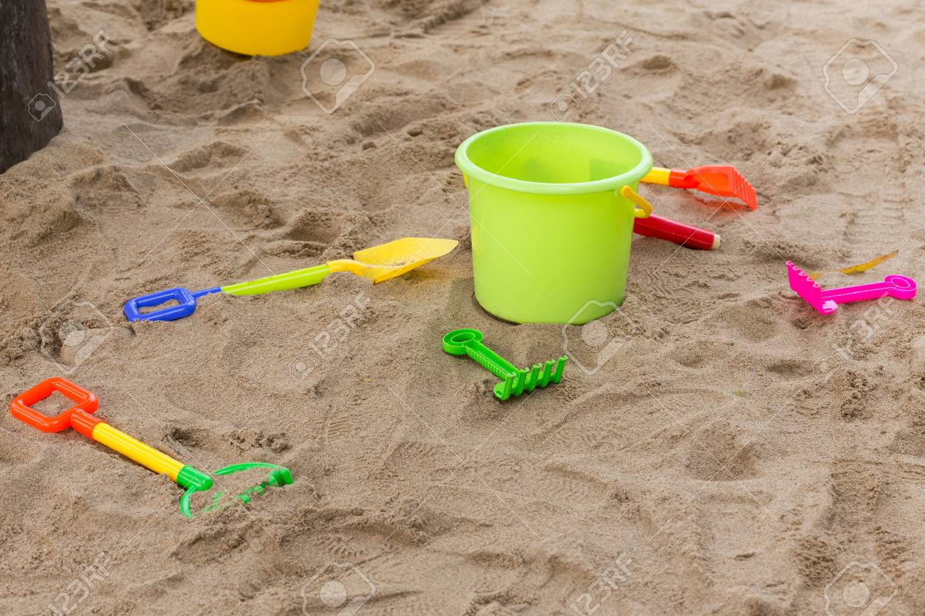 toys to play in the sand
