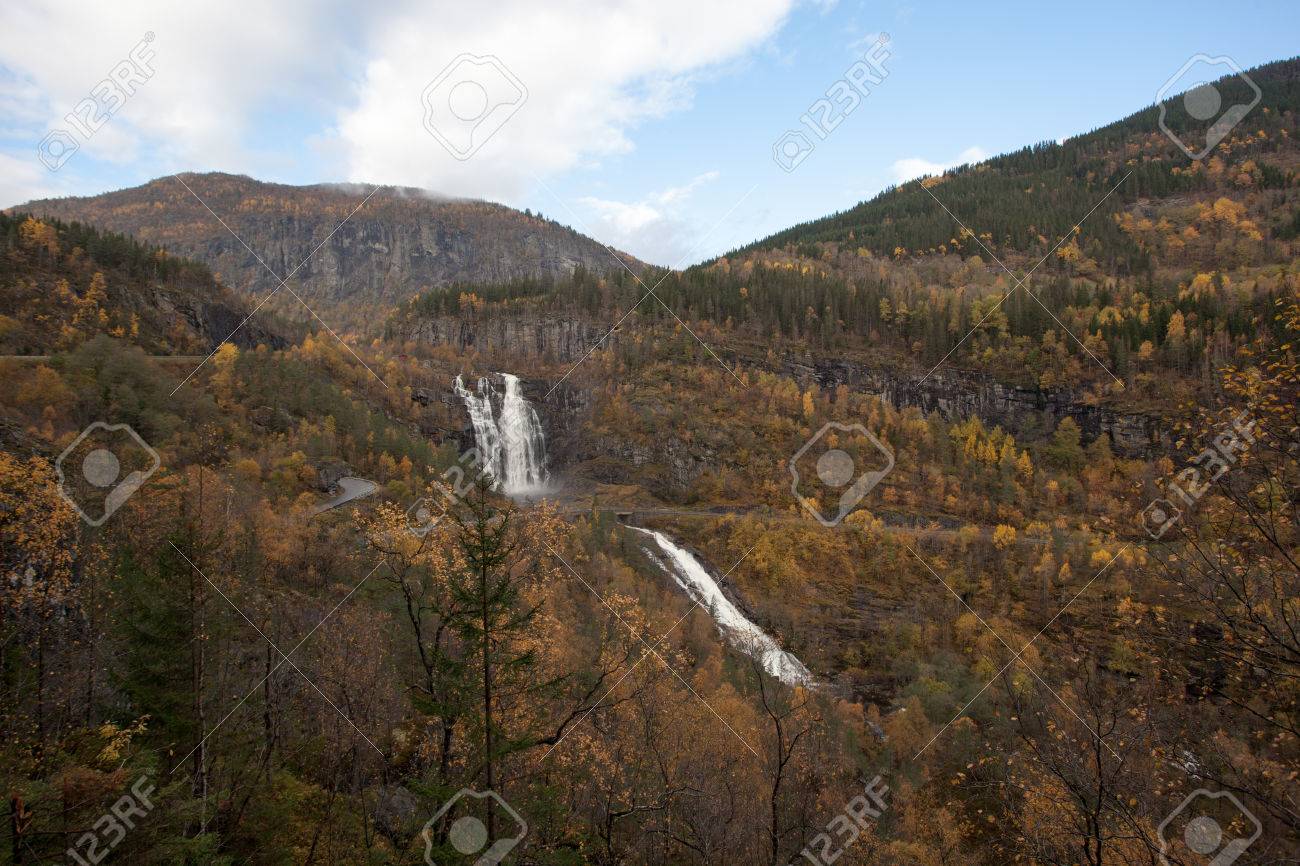 A beautiful autumn landscape west in Norway. - 81404373 A beautiful autumn landscape west in Norway. - 81404373